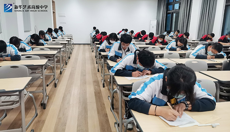 展新華學子風采， 助核心素養(yǎng)提升——我校舉行首屆“新華杯”數獨大賽